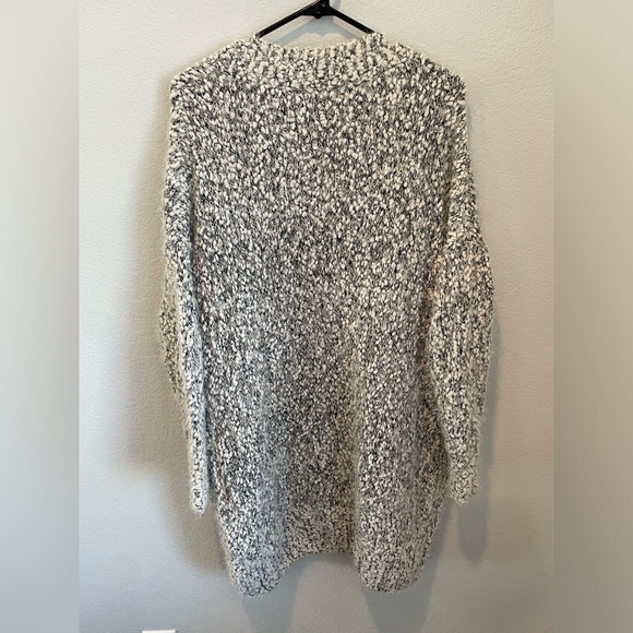 LIRA Extra Small/Small Black and White Extra Long Miranda Cardigan Sweater - Picture 7 of 8